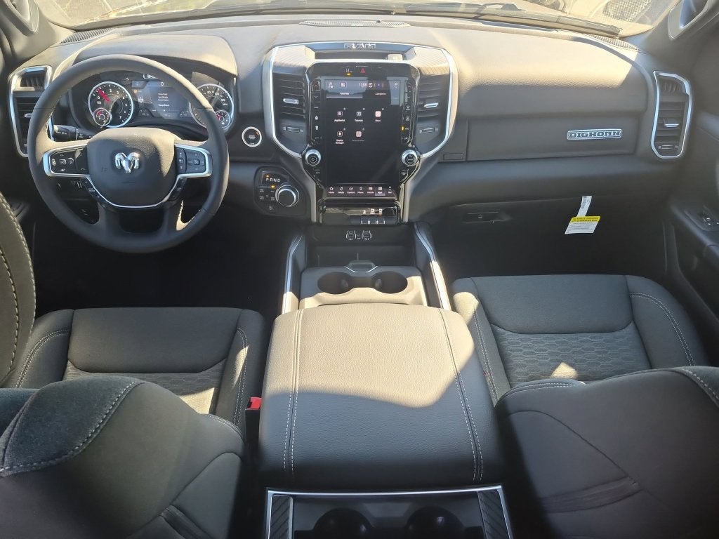 2027 RAM 1500 Big Horn/Lone Star