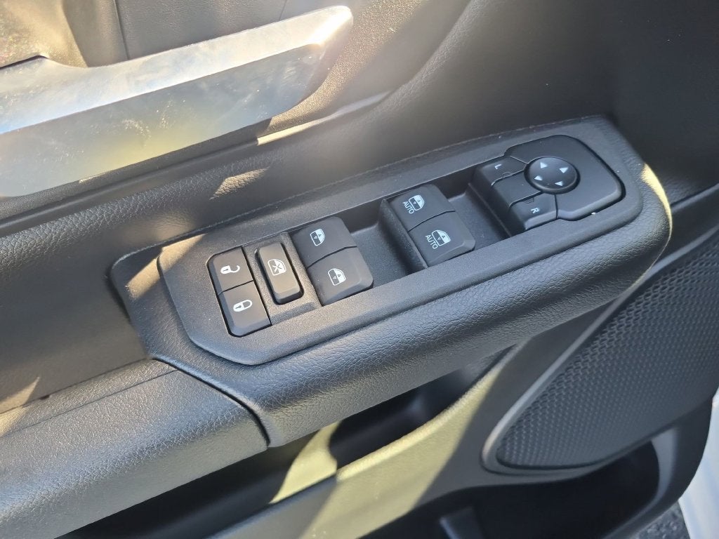 2027 RAM 1500 Express
