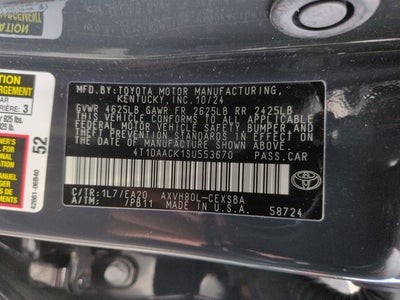 2025 Toyota Camry SE