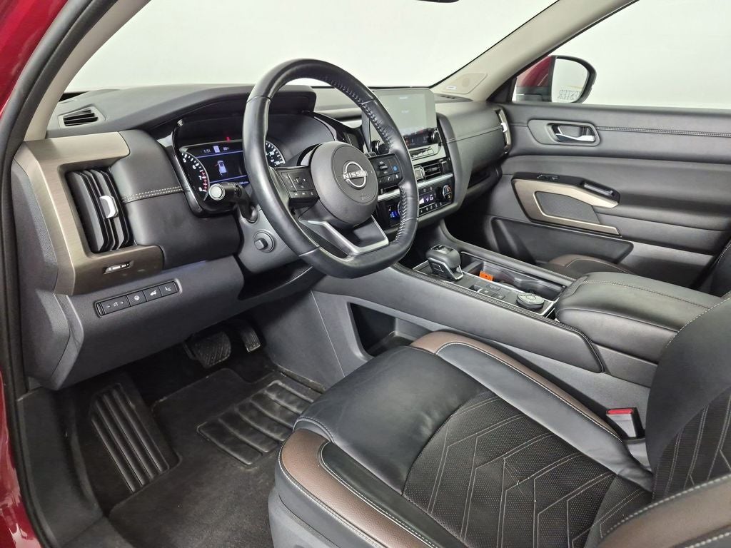 2022 Nissan Pathfinder Platinum