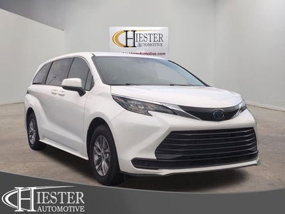 2024 Toyota Sienna LE 8 Passenger
