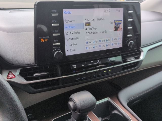 2024 Toyota Sienna LE 8 Passenger