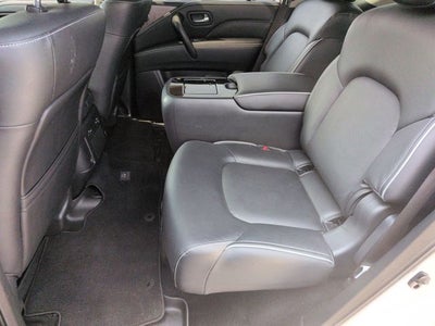 2023 INFINITI QX80 Premium Select