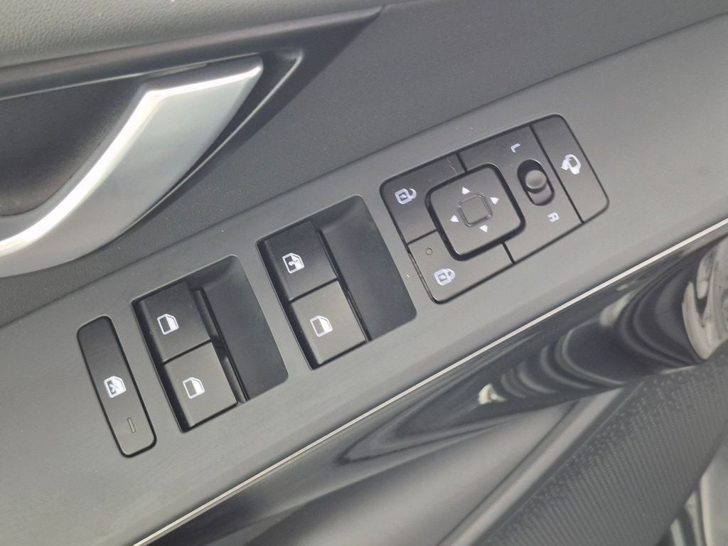 2023 Kia Niro EX Touring