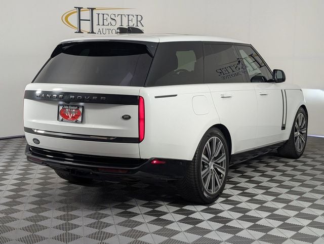 2023 Land Rover Range Rover SE