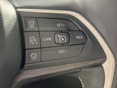 2023 Jeep Grand Cherokee L Limited 4x2