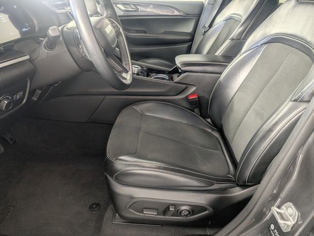 2021 Jeep Grand Cherokee L Altitude 4x4