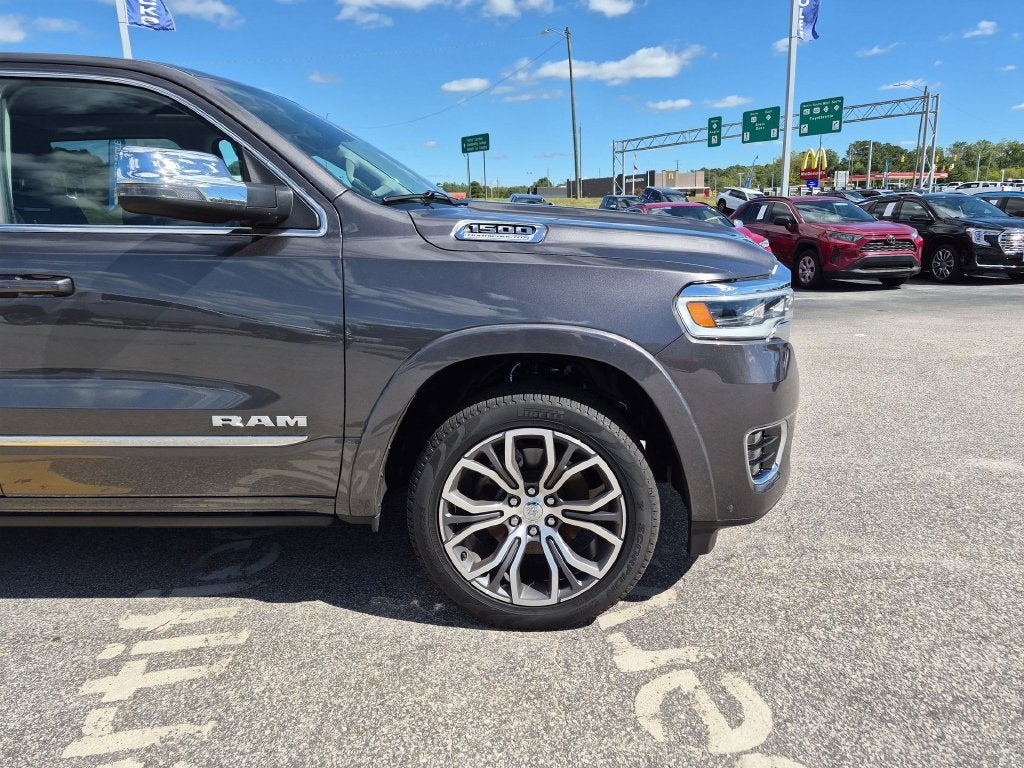 2026 RAM 1500 Tungsten Crew Cab 4x4 5'7" Box