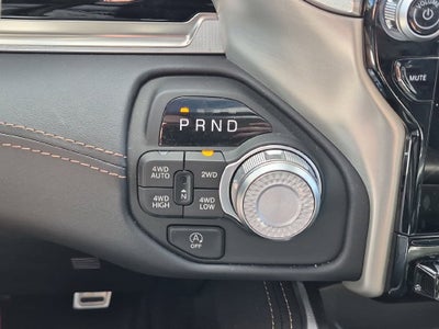 2026 RAM 1500 Tungsten Crew Cab 4x4 5'7" Box