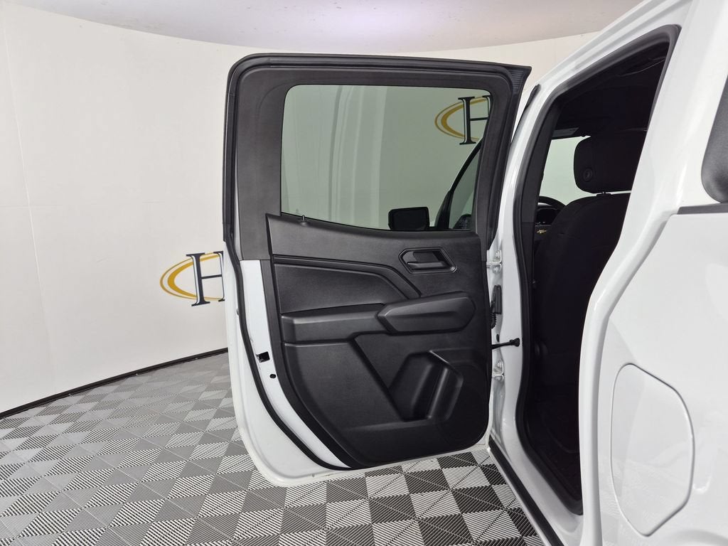 2024 Chevrolet Colorado WT