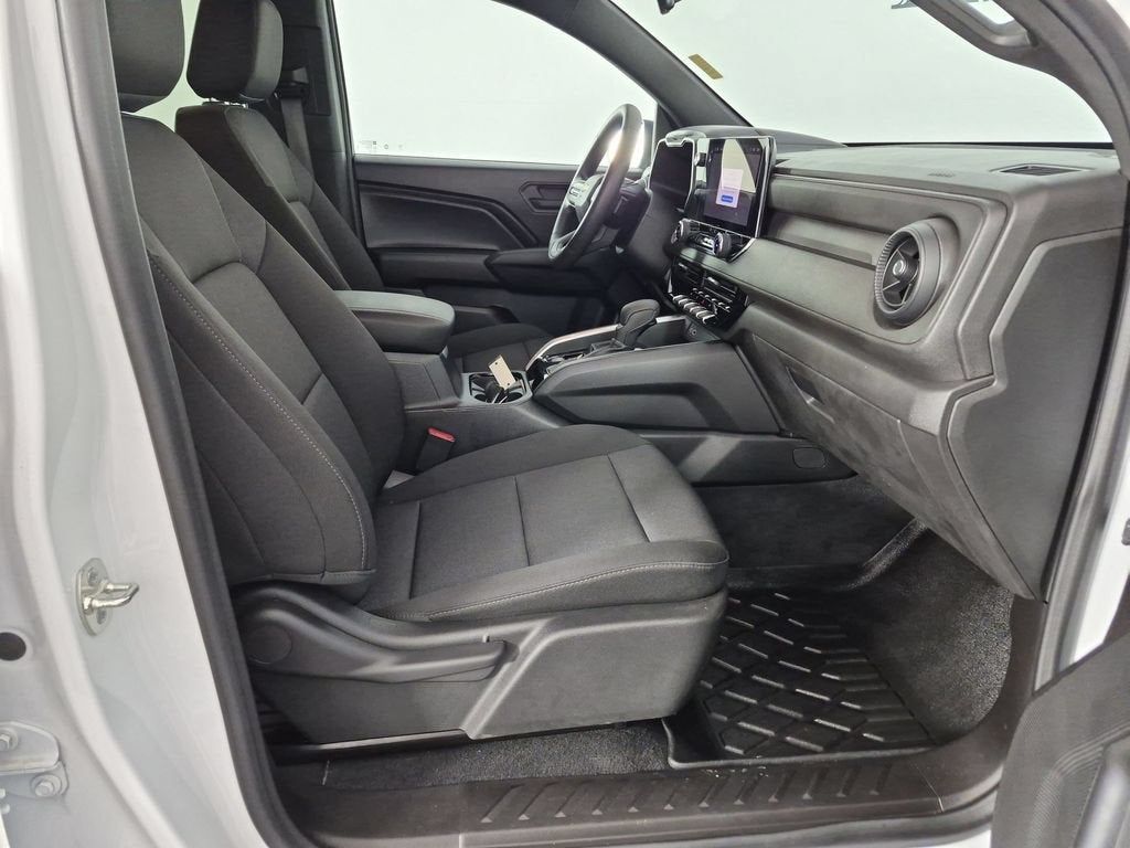 2024 Chevrolet Colorado WT