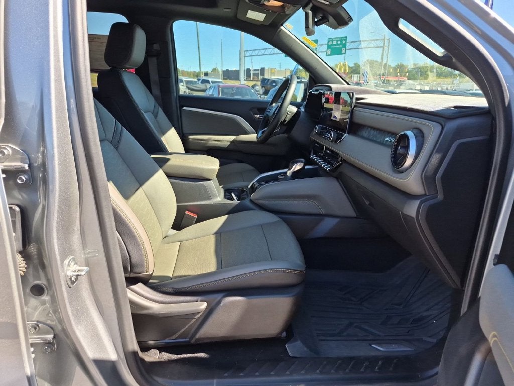 2025 Chevrolet Colorado ZR2