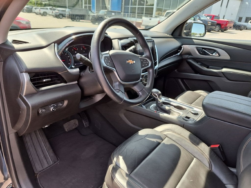2021 Chevrolet Traverse LT Leather