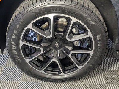 2022 Chevrolet Suburban RST
