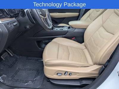 2023 Cadillac XT5 Sport