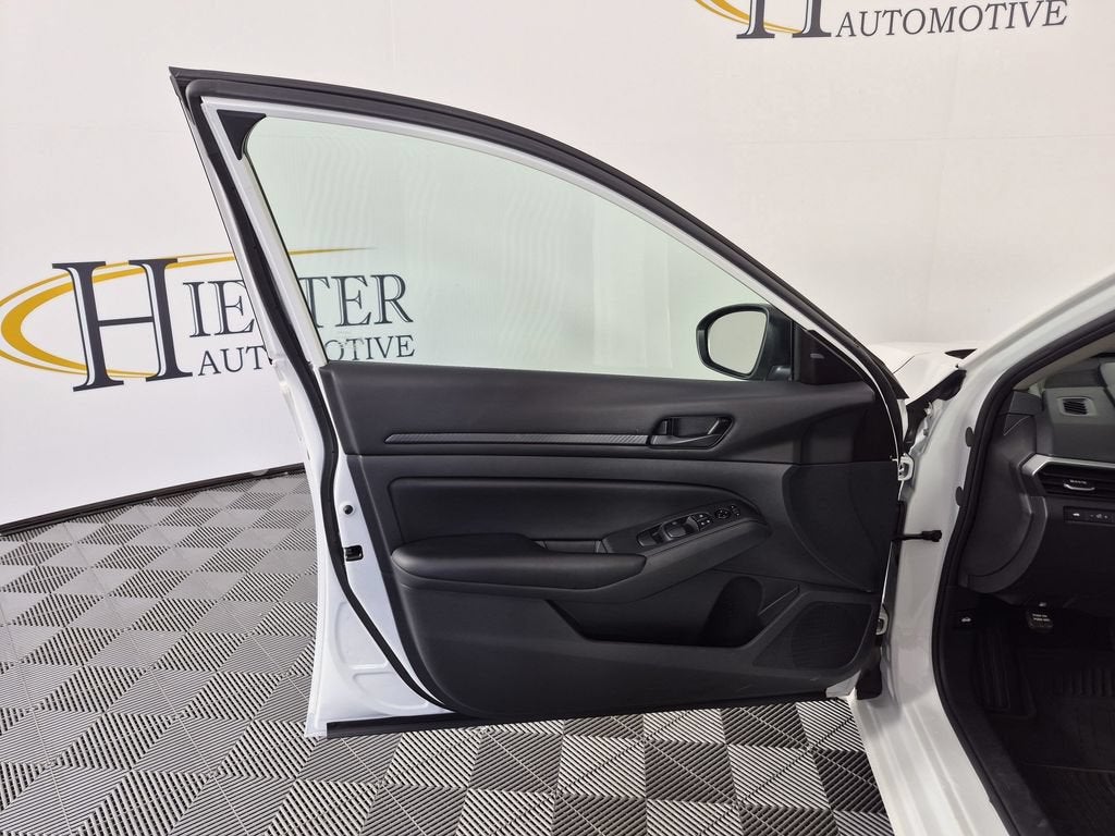 2024 Nissan Altima S FWD