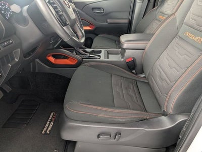 2024 Nissan Frontier Crew Cab PRO-4X 4x4