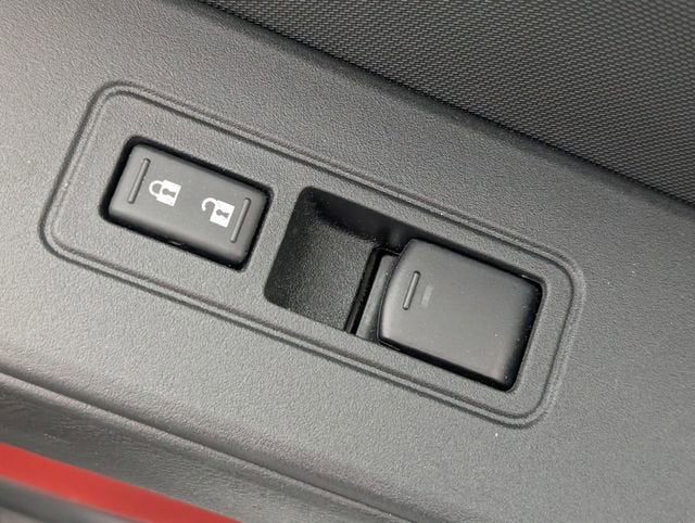 2024 Nissan Frontier Crew Cab PRO-4X 4x4