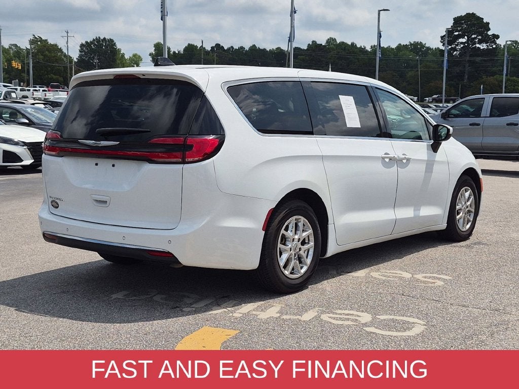 2023 Chrysler Pacifica Touring L
