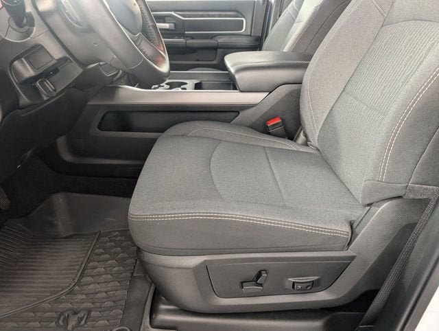 2024 RAM 3500 Big Horn Crew Cab 4x4 8' Box