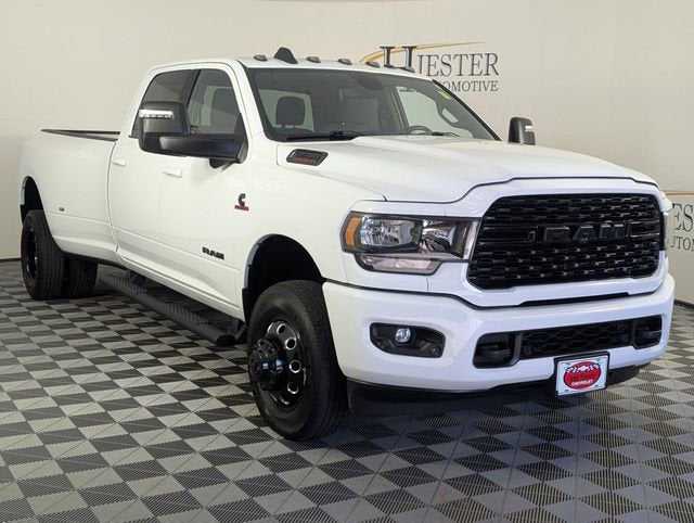 2024 RAM 3500 Big Horn Crew Cab 4x4 8' Box