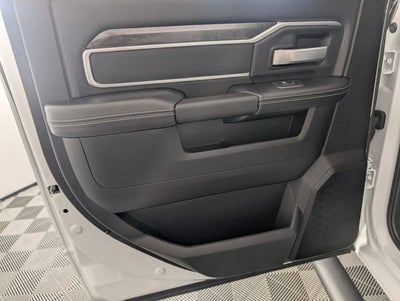 2024 RAM 3500 Big Horn Crew Cab 4x4 8' Box
