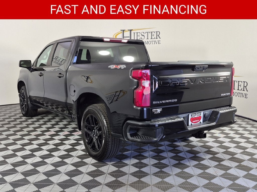2022 Chevrolet Silverado 1500 Custom