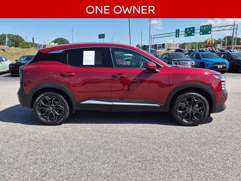 2025 Nissan Kicks SR