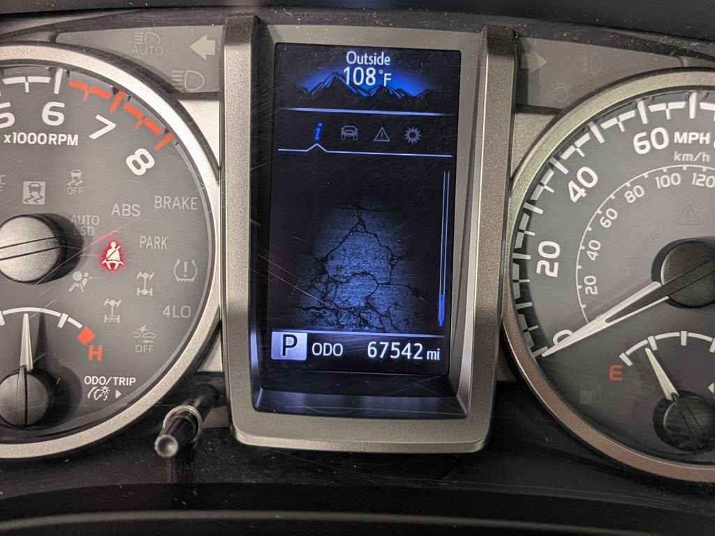 2022 Toyota Tacoma SR5 V6