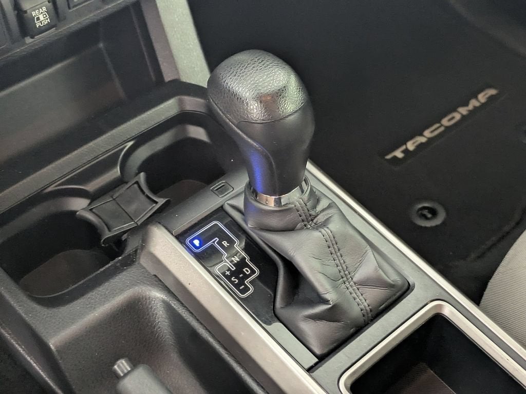 2022 Toyota Tacoma SR5 V6
