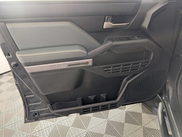 2025 Toyota Tacoma Hybrid Trailhunter