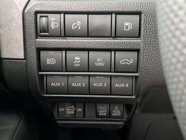 2025 Toyota Tacoma Hybrid Trailhunter