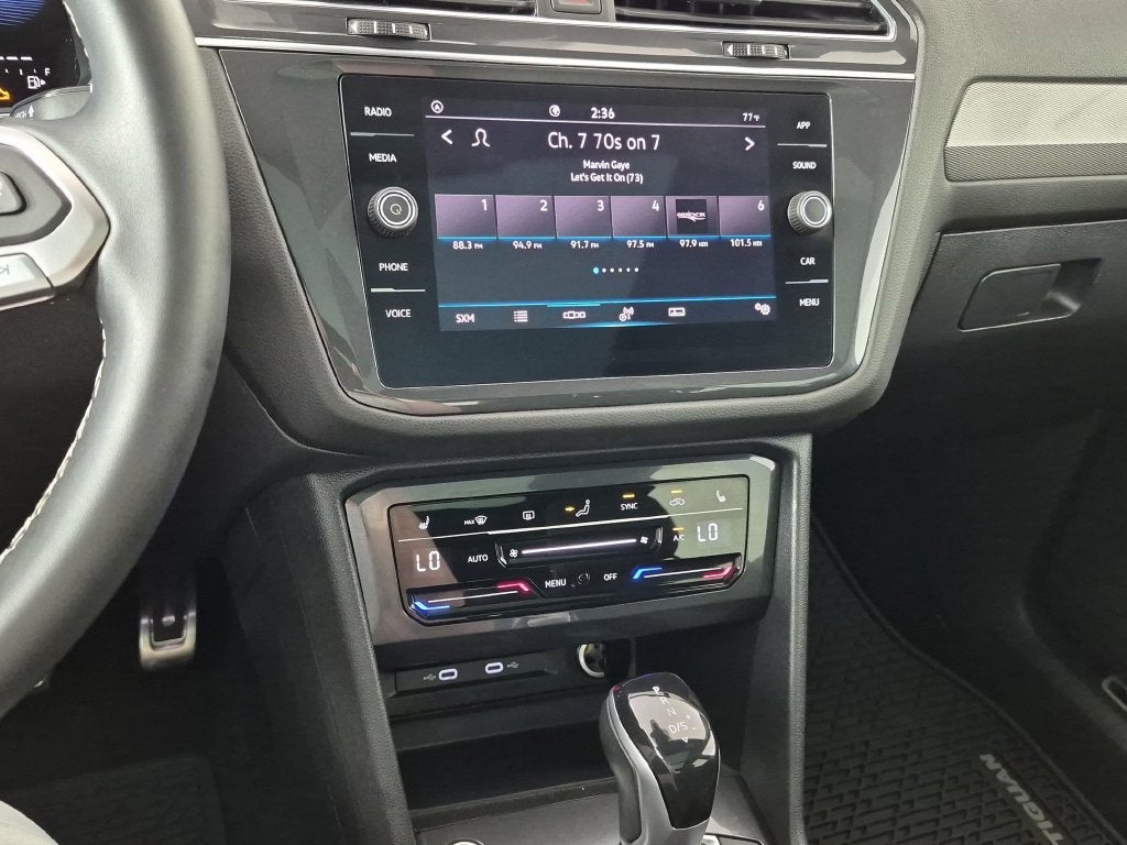 2023 Volkswagen Tiguan 2.0T SE R-Line Black