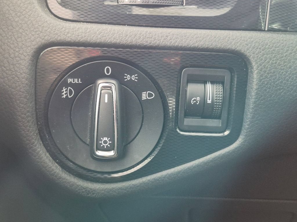 2017 Volkswagen Golf GTI S 4-Door
