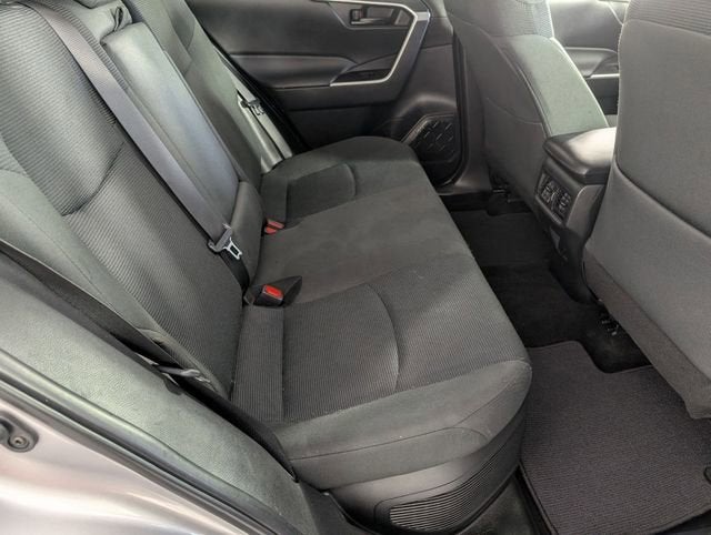 2023 Toyota RAV4 Hybrid LE