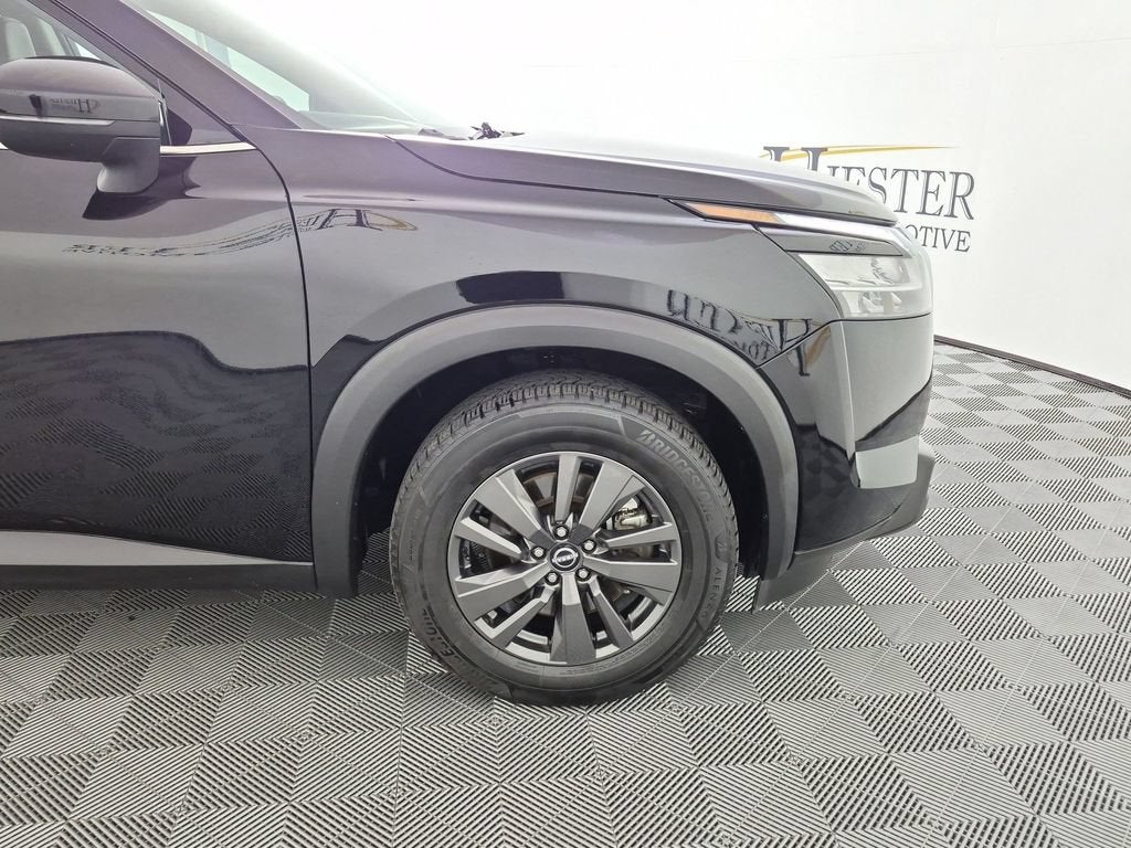 2022 Nissan Pathfinder SV 4WD