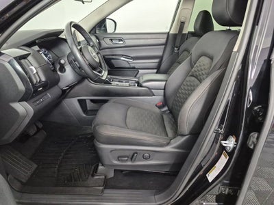 2022 Nissan Pathfinder SV 4WD