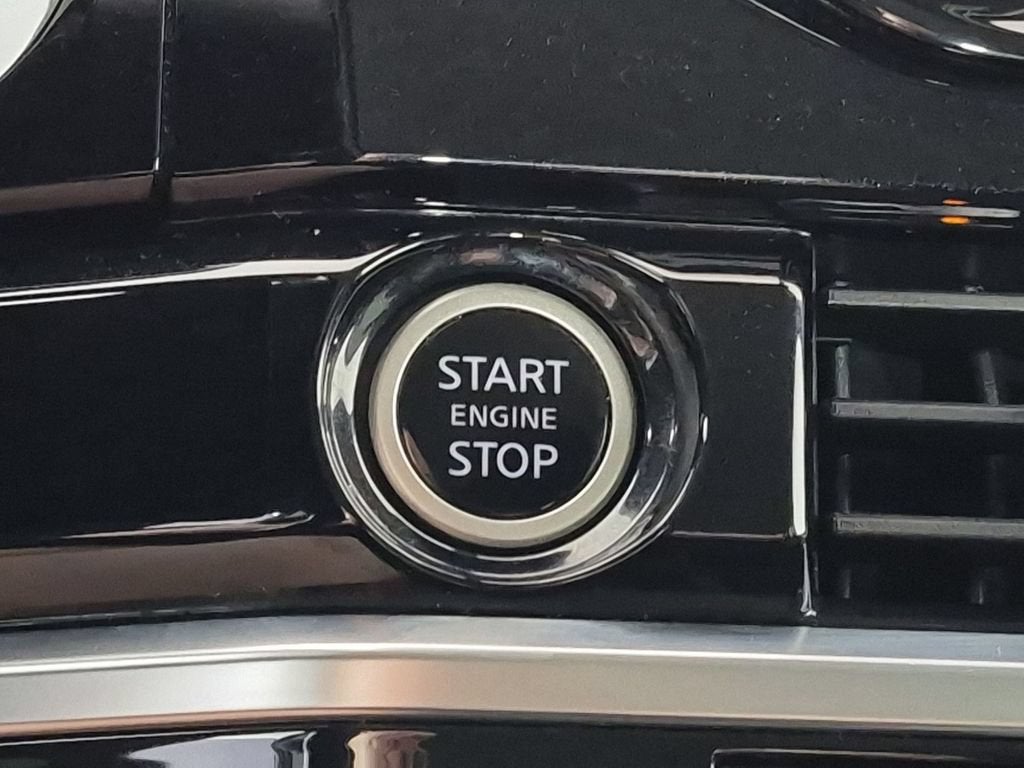 2022 Nissan Pathfinder SV 4WD