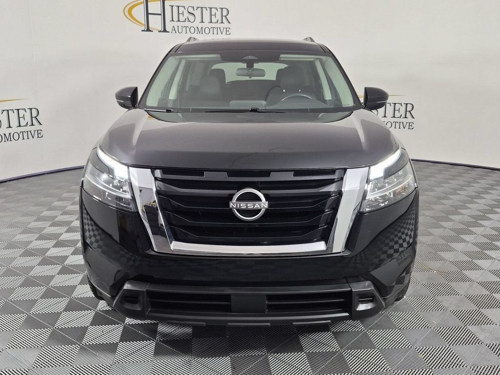 2022 Nissan Pathfinder SV 4WD