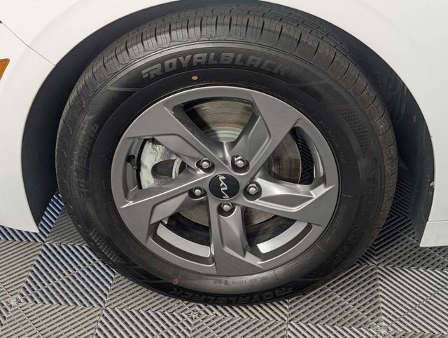 2023 Kia K5 LXS