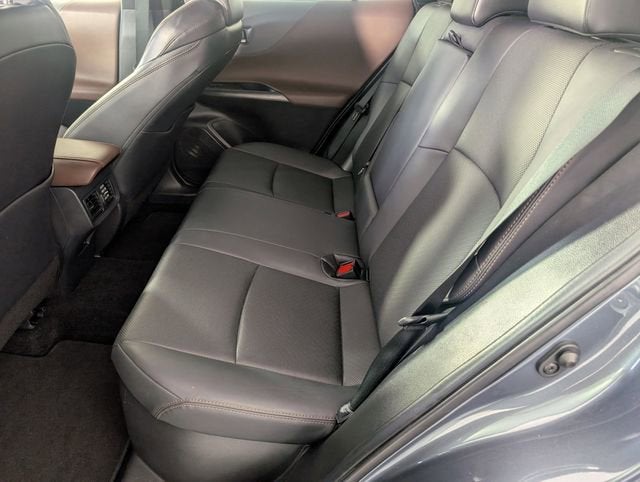 2022 Toyota Venza LE