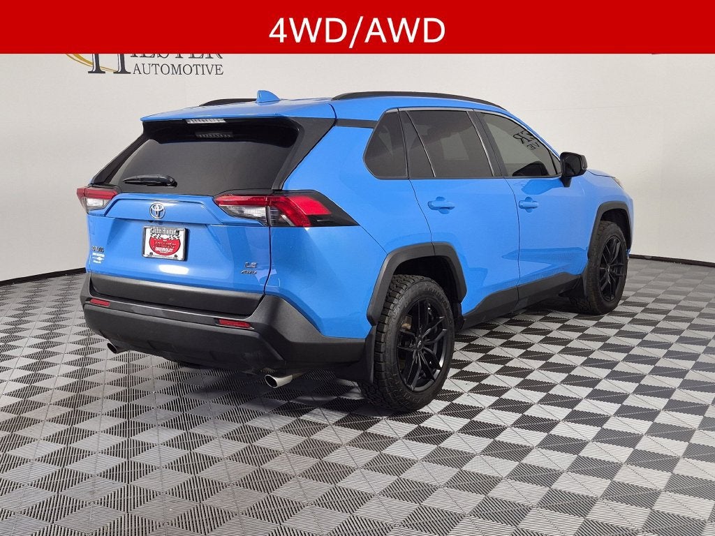 2019 Toyota RAV4 LE