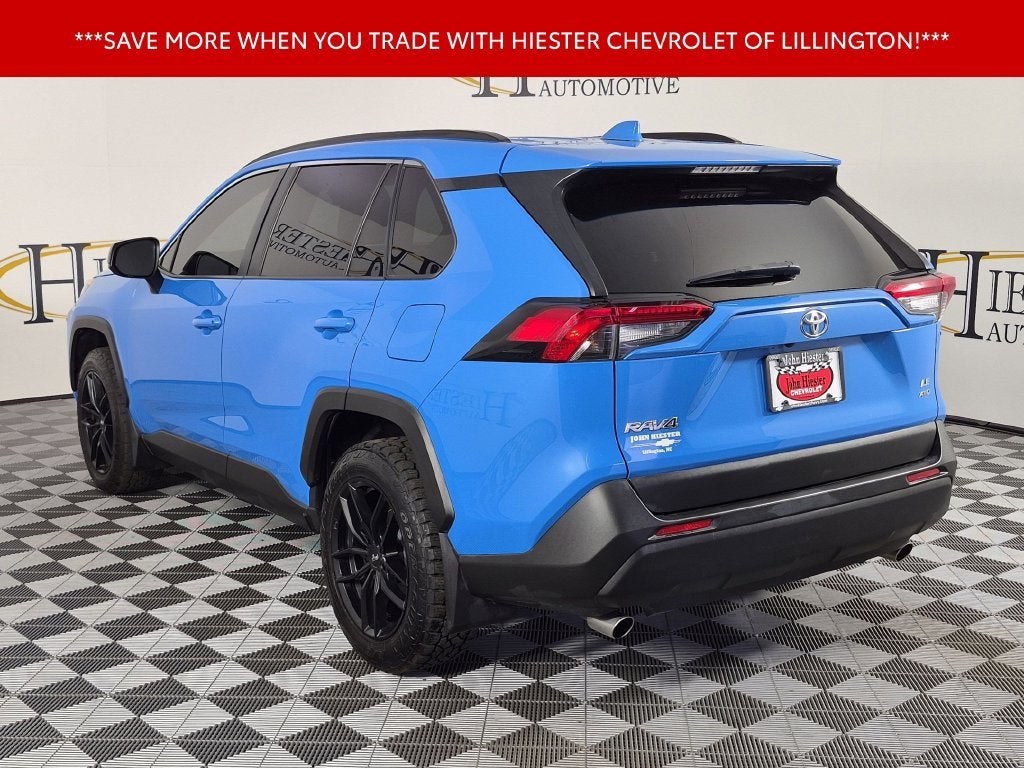 2019 Toyota RAV4 LE