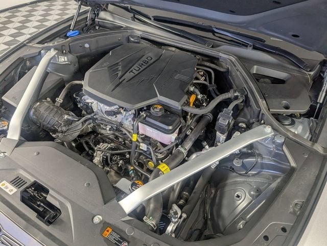 2025 Genesis G70 2.5T